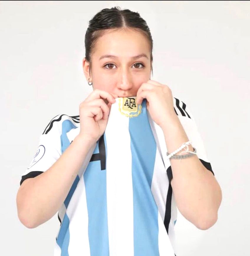 Maca Espinoza a la Selección Mayor