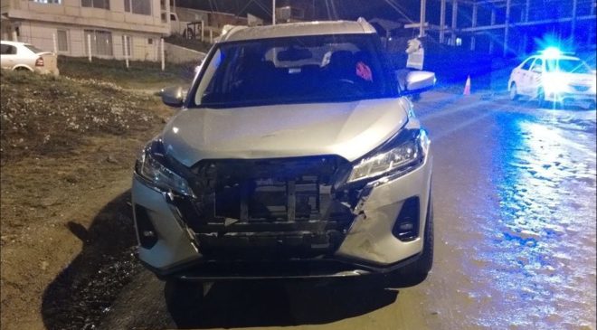 Una mujer resulta lesionada en un siniestro vial