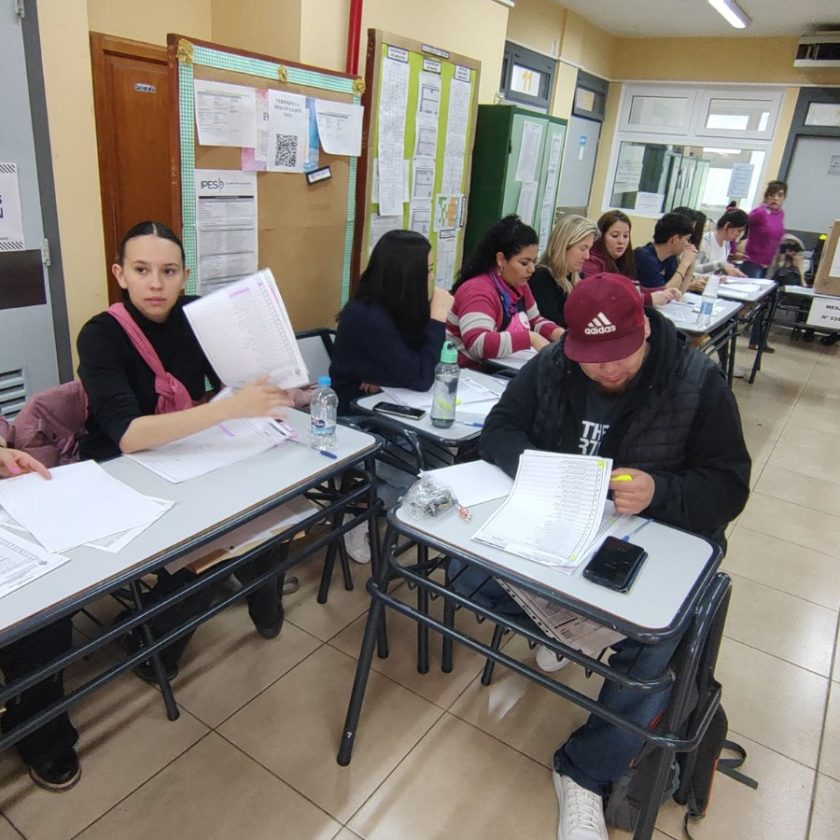 El voto en blanco se impuso en las elecciones del domingo