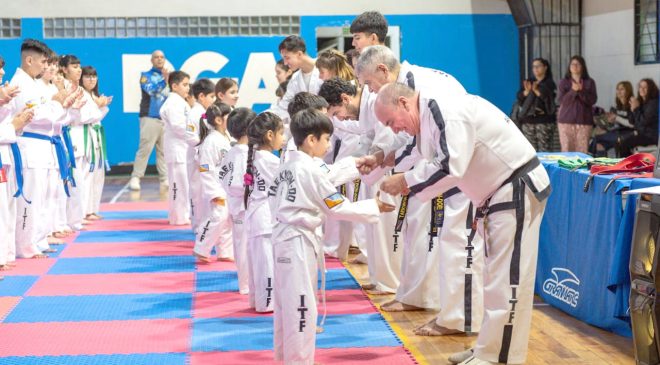 87 Alumnos de las escuelas municipales de Taekwon-Do ITF rindieron el primer examen anual