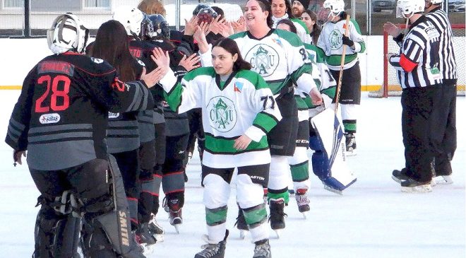 Comenzó la XVII edición de la Copa Fin del Mundo de hockey sobre hielo