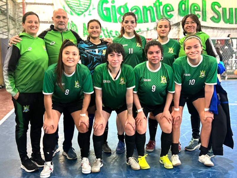 Escuela y San Isidro buscan la fase final de Copa Argentina