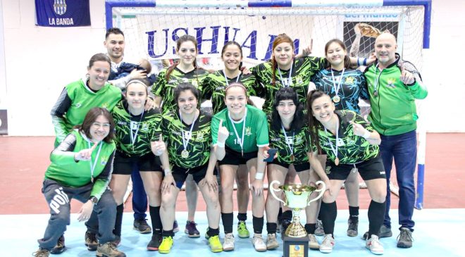 Mercantil y Escuela, campeones del Apertura