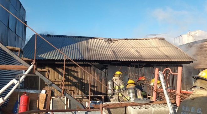 Incendio comenzó en la pantalla de una garrafa de gas