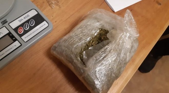 Gendarmería detuvo a dos sujetos con marihuana y casi 3 millones de pesos