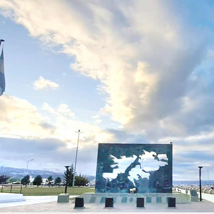 Ushuaia rinde homenaje a sus veteranos fallecidos