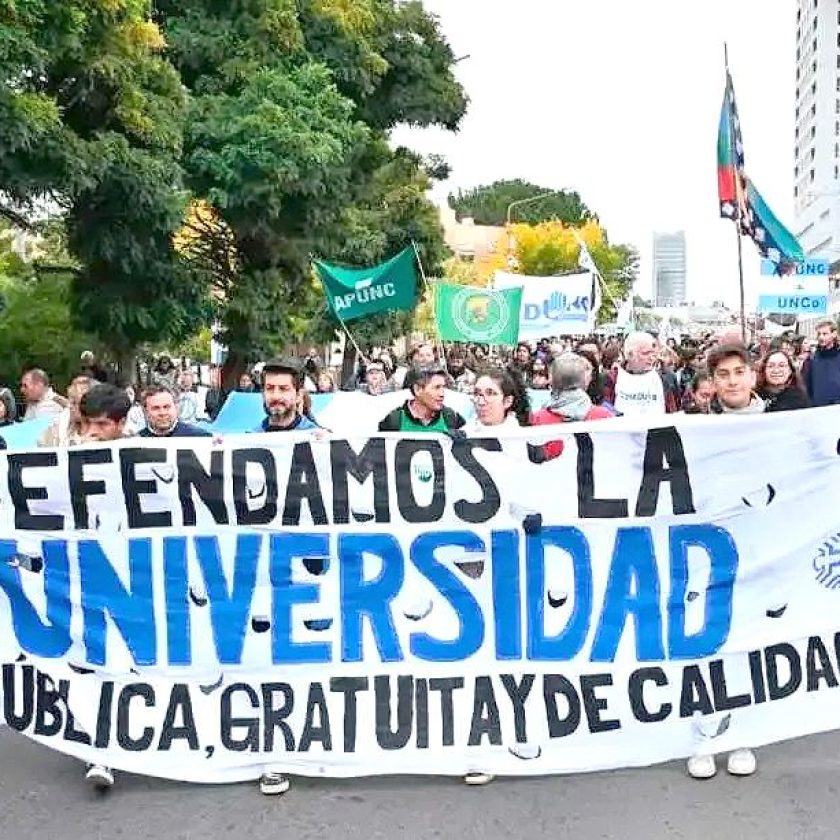 ¡Viva la universidad pública!