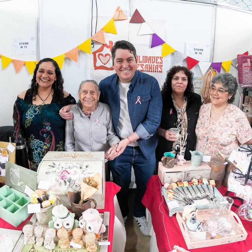 Pérez distinguió a mujeres emprendedoras de Río Grande