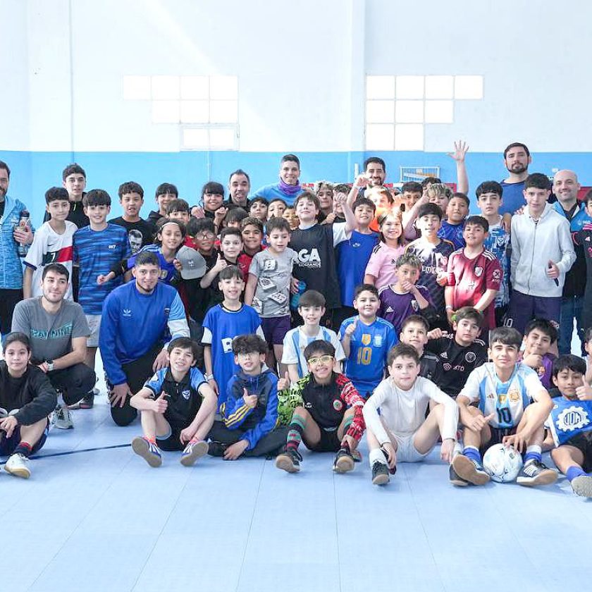 Matías Luciux encabezó un campus de futsal para más de 500 riograndenses