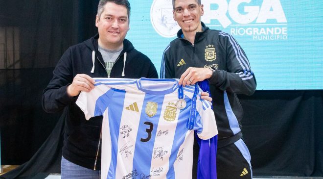 Matías Luciux encabezó un campus de futsal para más de 500 riograndenses