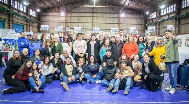 Exitosa muestra fotográfica en honor a familias fundadoras