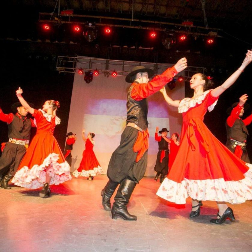 Gran convocatoria en el 1° Festival Folclórico y Patriótico “Navegando Malvinas”