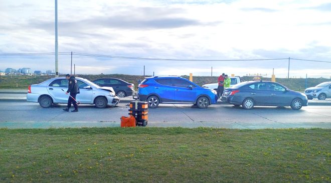 Tres menores fueron trasladados al hospital tras un choque en cadena