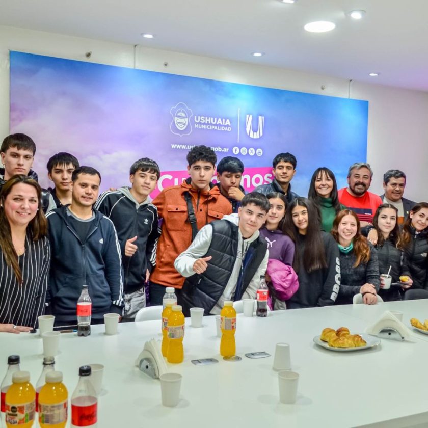 Estudiantes de Tolhuin visitaron la Intendencia de Ushuaia