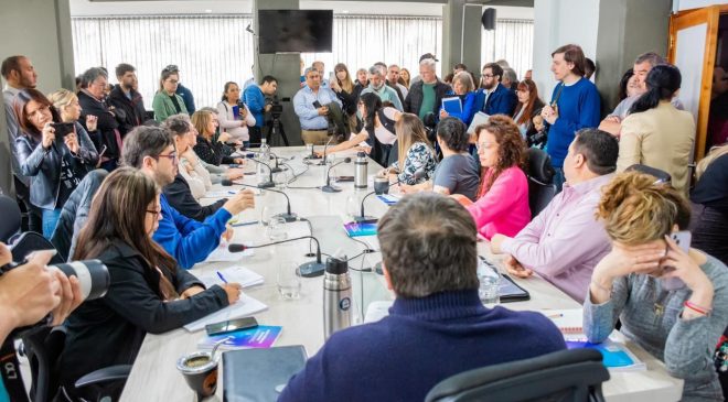 16 expositores expresaron sus puntos de vista sobre cómo explotar el turismo en Ushuaia