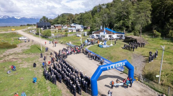 “El Capitán Guillermo Tibaldi llega a Almanza tras 130 días de travesía en memoria del ARA San Juan”