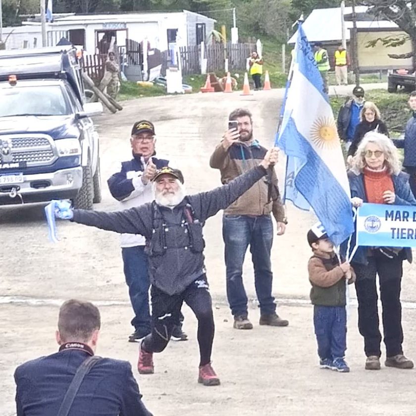 Cómo fue el homenaje a los submarinistas del ARA San Juan en Puerto Almanza