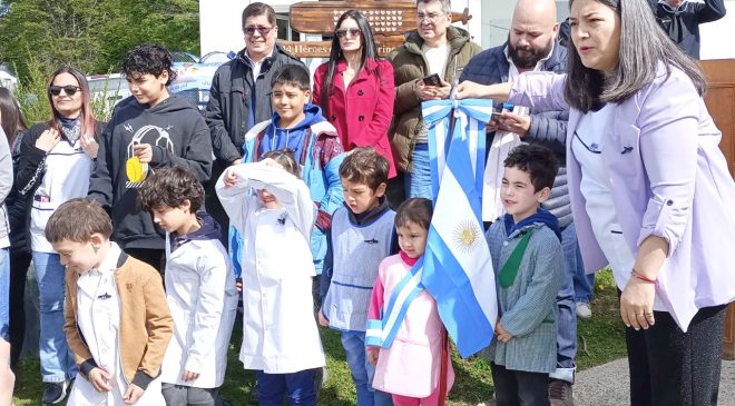 Cómo fue el homenaje a los submarinistas del ARA San Juan en Puerto Almanza