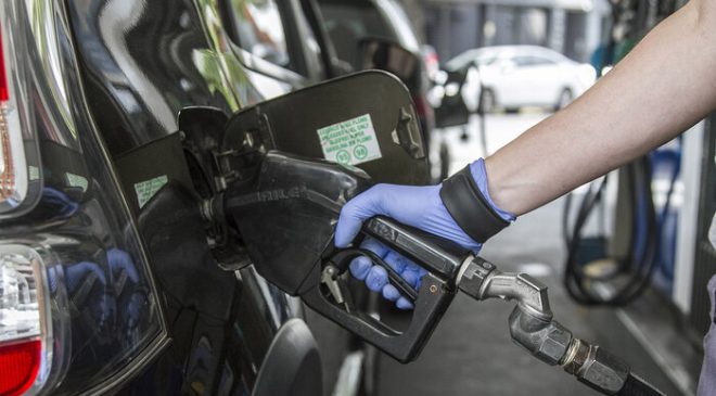 El Gobierno autorizará el autodespacho de combustibles en las estaciones de servicio