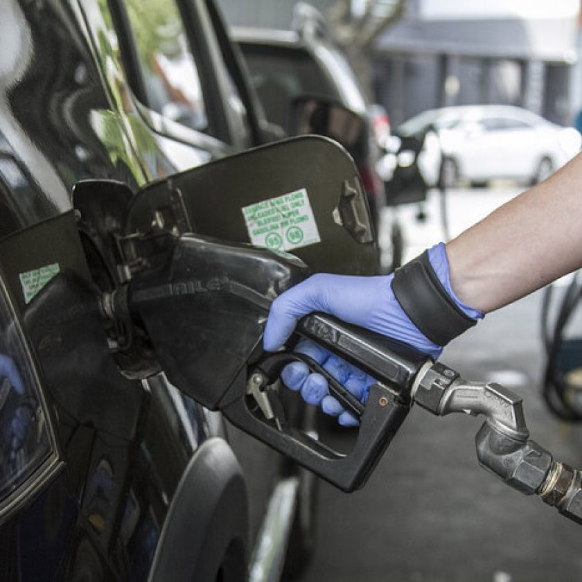 El Gobierno autorizará el autodespacho de combustibles en las estaciones de servicio