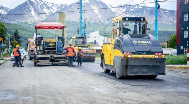 Tras ser repavimentada, la calle Constitución Fueguina quedó habilitada al tránsito