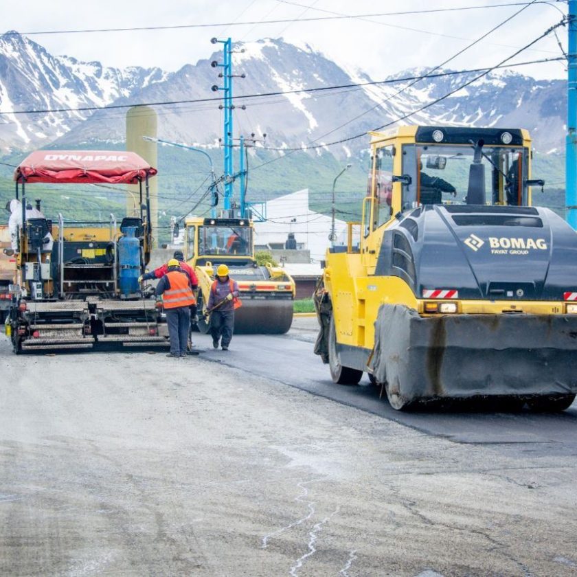 Tras ser repavimentada, la calle Constitución Fueguina quedó habilitada al tránsito