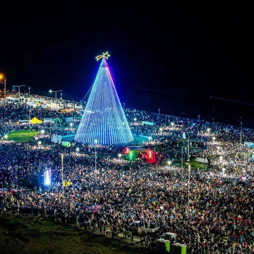 Río Grande registró un 90% de ocupación hotelera durante la Fiesta Municipal del Encendido del Árbol