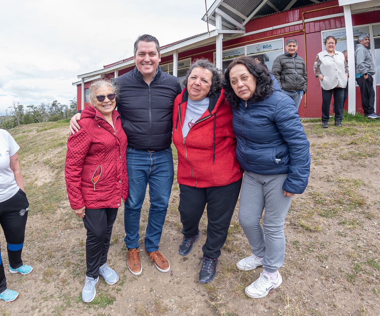 Adultos mayores compartieron un almuerzo con el intendente Pérez