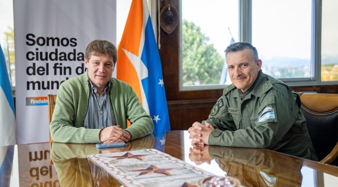 Gustavo Melella recibió al nuevo jefe de Gendarmería en Tierra del Fuego