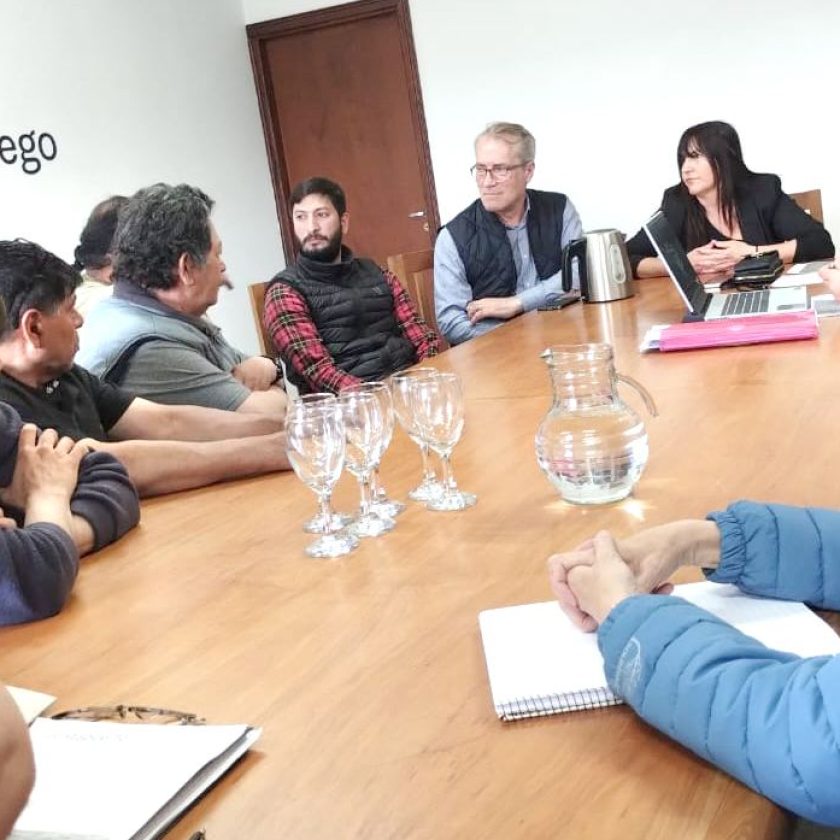 Convocan a pescadores a exponer sus dificultades para acceder al mar