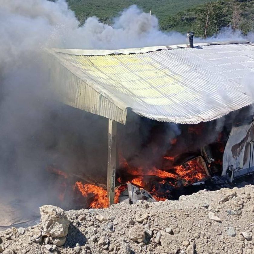 Responsabilizan a un gasista por incendio en una casa