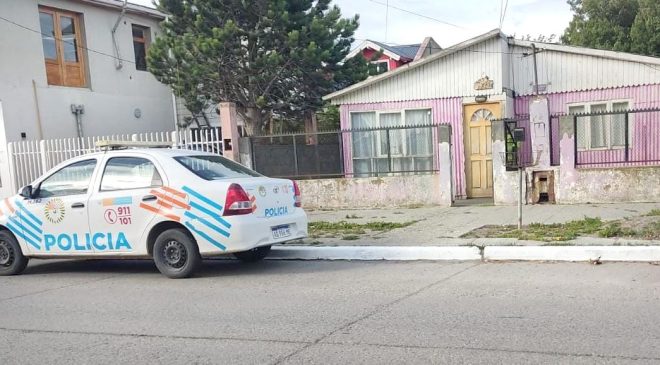 Imputan a un hombre por el robo de matafuegos de una clínica