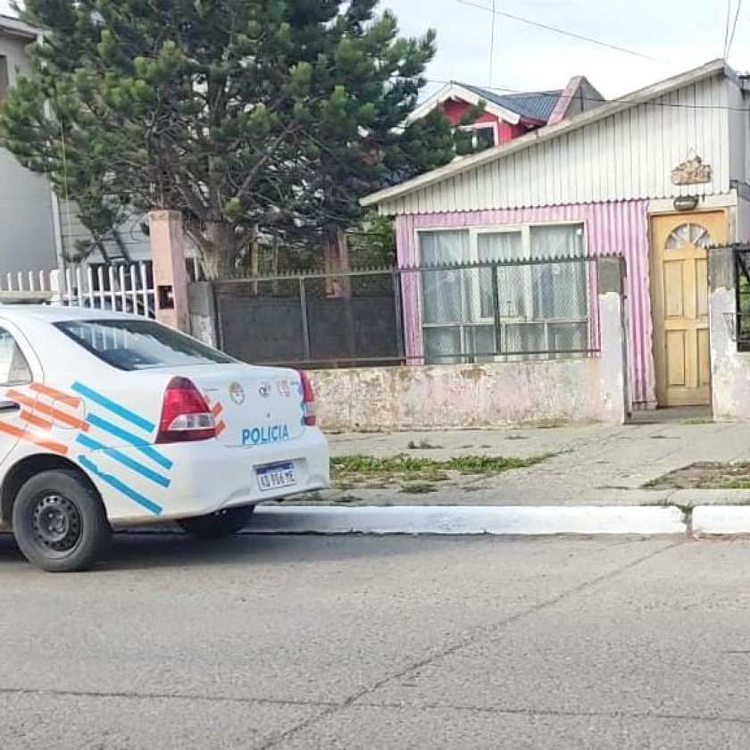 Imputan a un hombre por el robo de matafuegos de una clínica