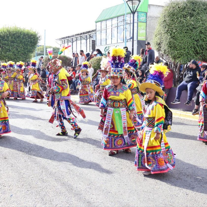 Celebración a pura música y color en Río Grande